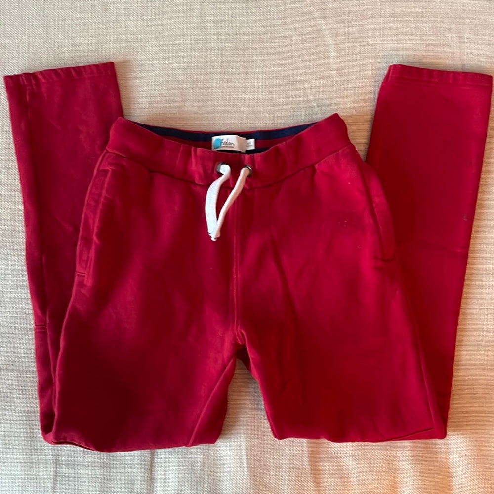 Like new 10Y Mini Boden Red cotton sweatpants.